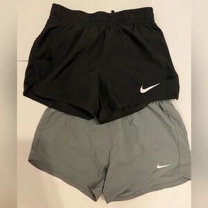 Nike Girls Dri Fit Shorts (SIZE S&M)